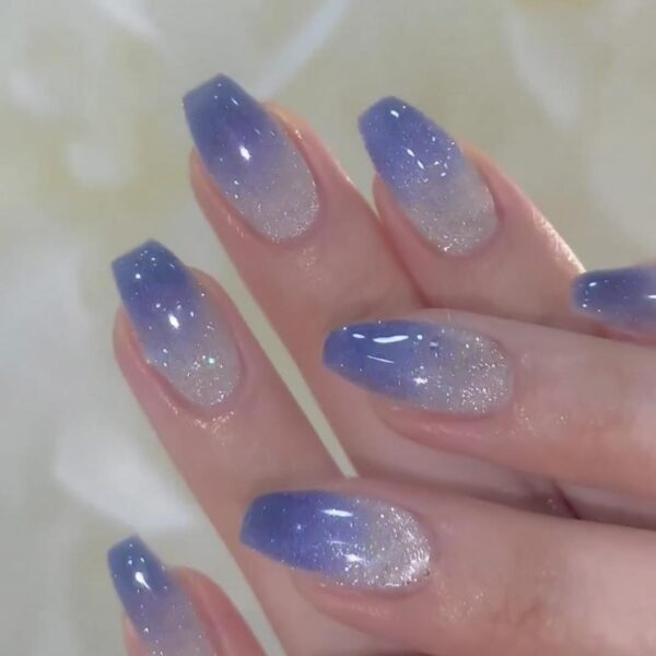 Blue Galaxy Long Coffin Press On Nails，Glossy Blue Gradient Cat Eyes Design